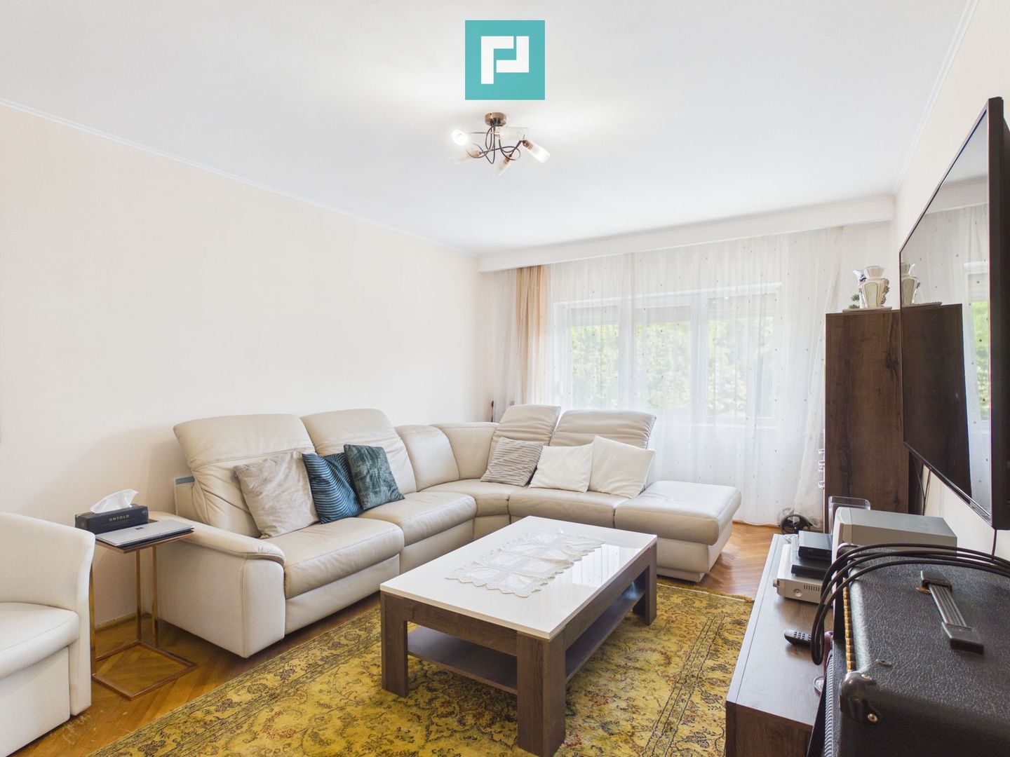 Apartament 3 camere de vânzare | Oradea, Decebal