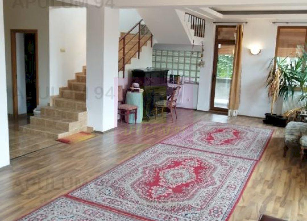 Casă 10 camere de vânzare | Bucuresti, Ghencea