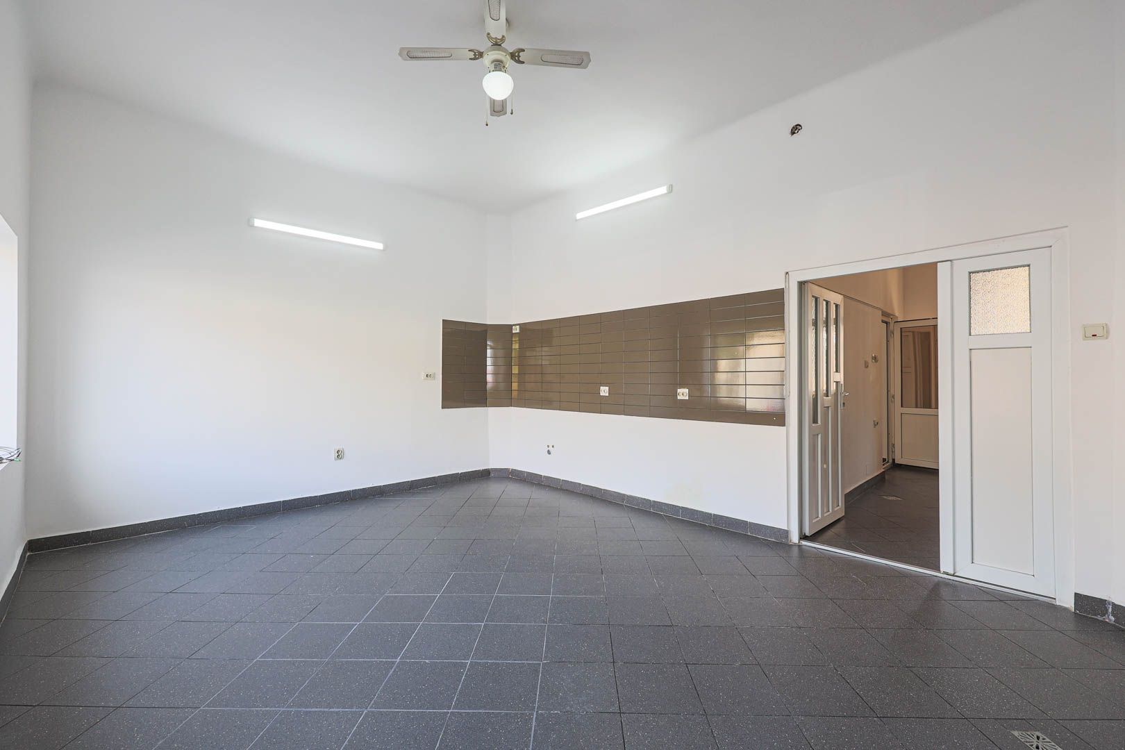 Spațiu comercial de vânzare | Arad, Central