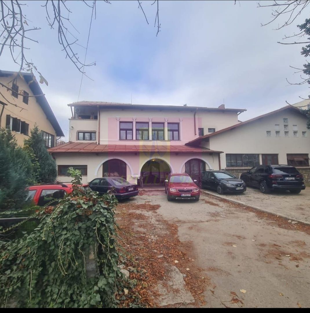 Spațiu comercial de vânzare | Campina, Central