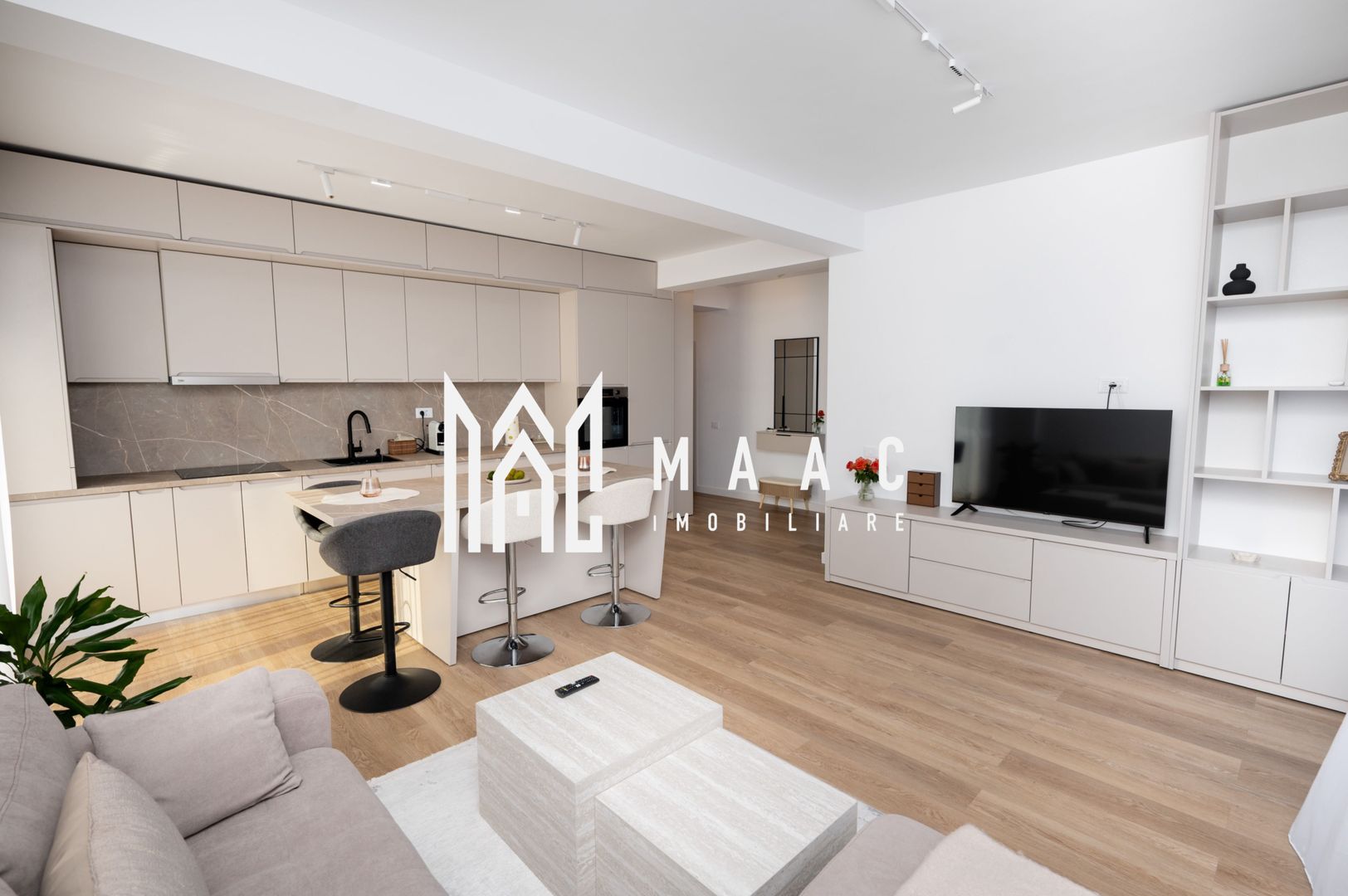 Apartament 3 camere de vânzare | Ramnicu Valcea, Agrement Ostroveni