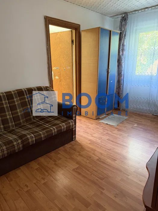 Apartament 3 camere de vânzare | Ramnicu Valcea, Ostroveni