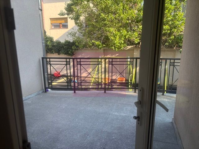 Casă 10 camere de vânzare | Bucuresti, Drumul Sarii