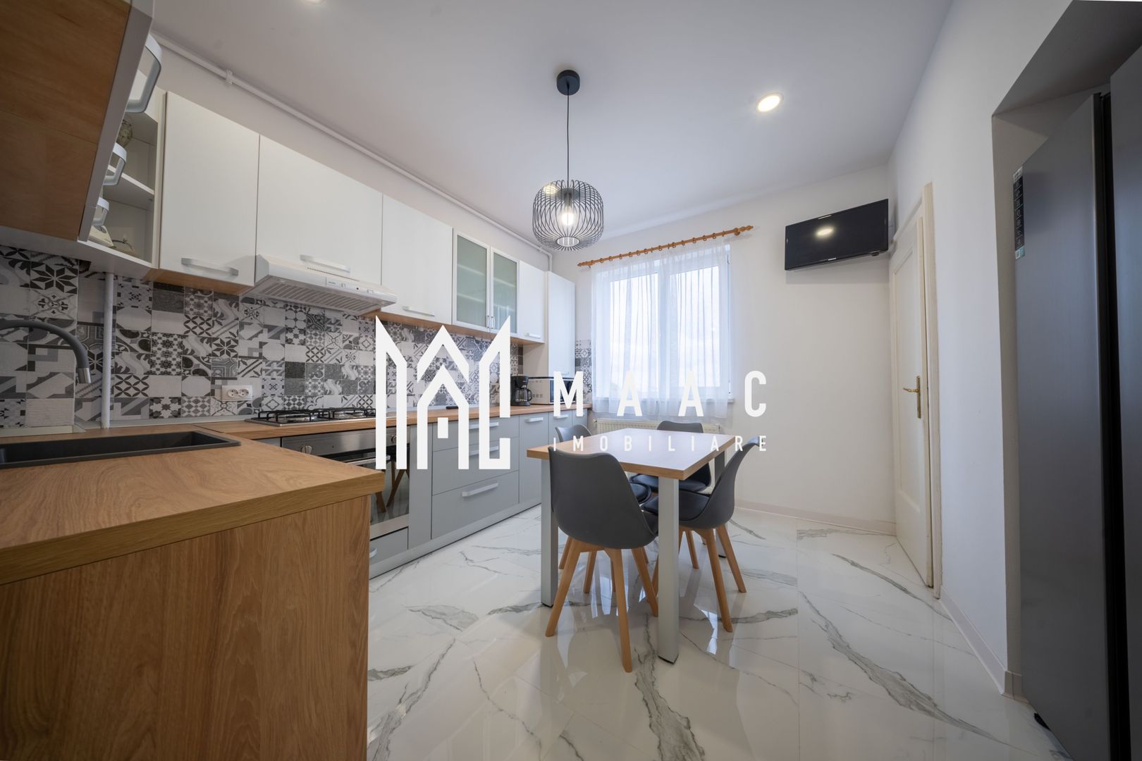 Apartament 3 camere de vânzare | Sibiu, Sub Arini