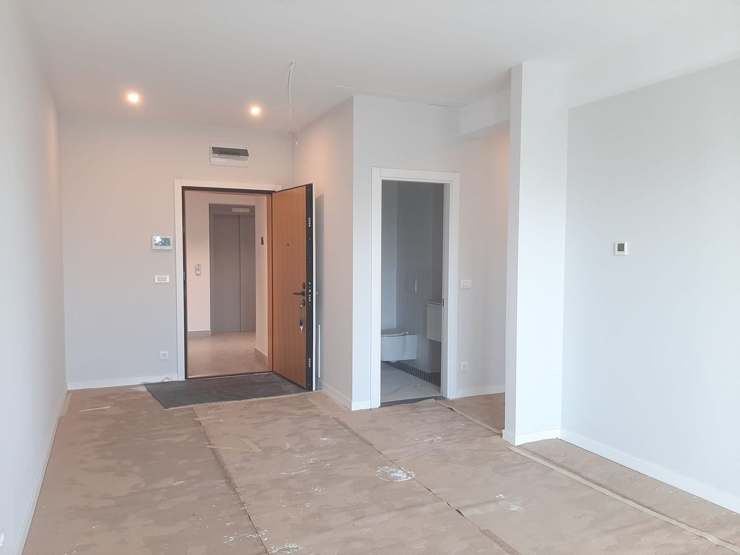 Apartament 3 camere de vânzare | Bucuresti, Damaroaia
