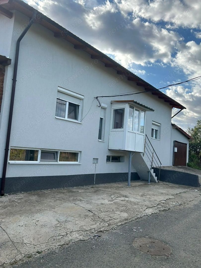 Casă 4 camere de vânzare | Pischia