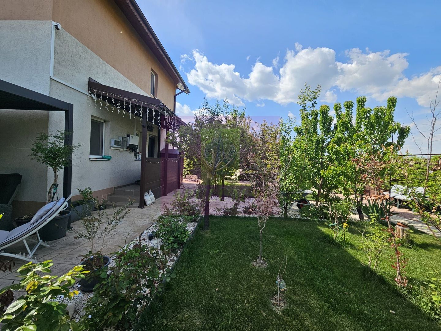 Casă 4 camere de vânzare | Sabareni