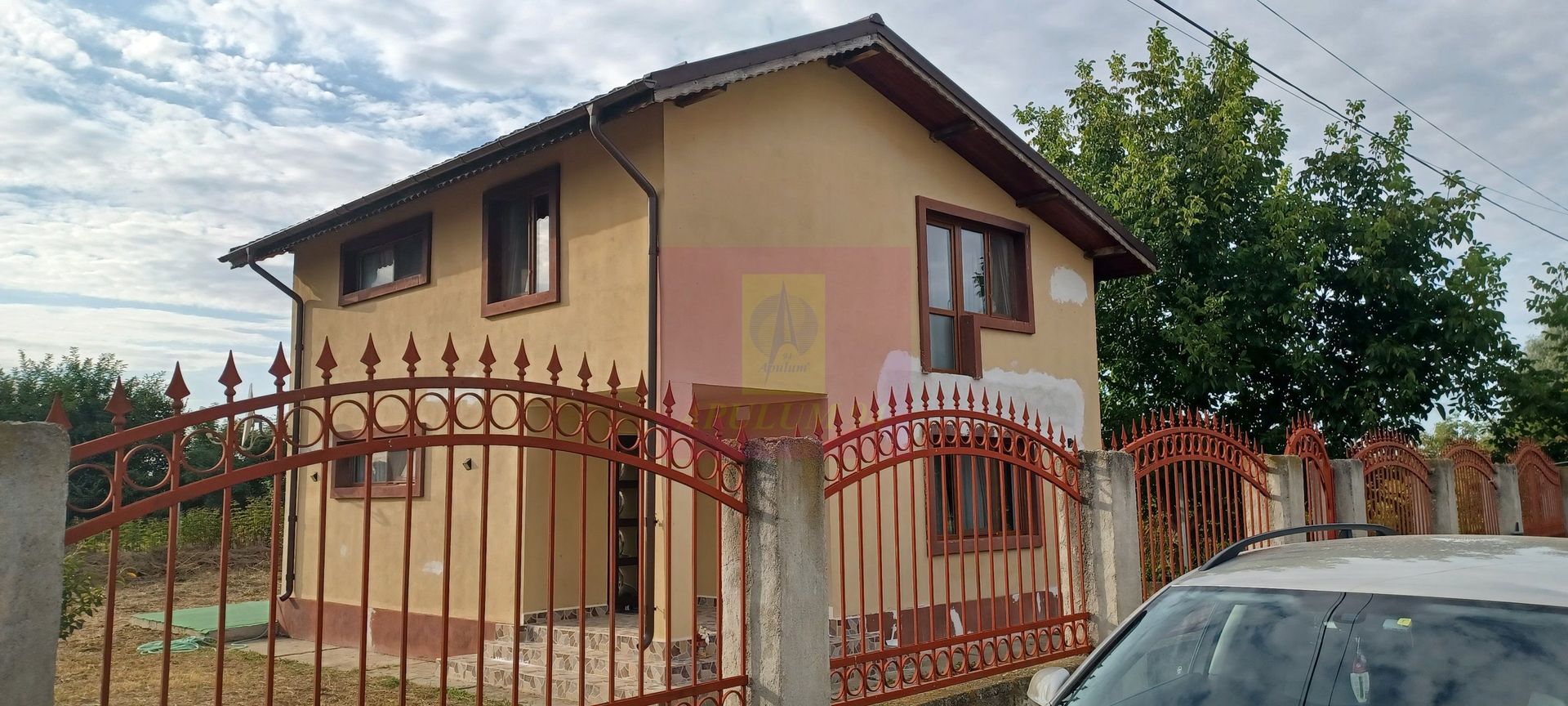 Casă 4 camere de vânzare | Sabareni