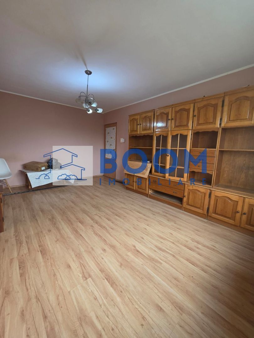 Apartament 3 camere de vânzare | Ramnicu Valcea, Nord