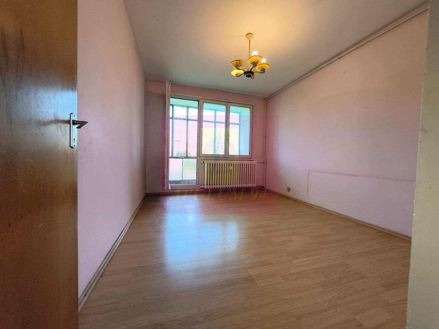 Apartament 3 camere de vânzare | Bucuresti, Valea Ialomitei