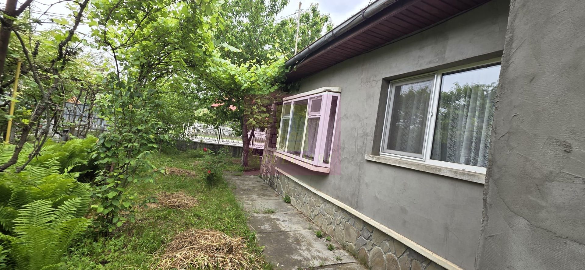 Casă 2 camere de vânzare | Campina, Exterior Nord